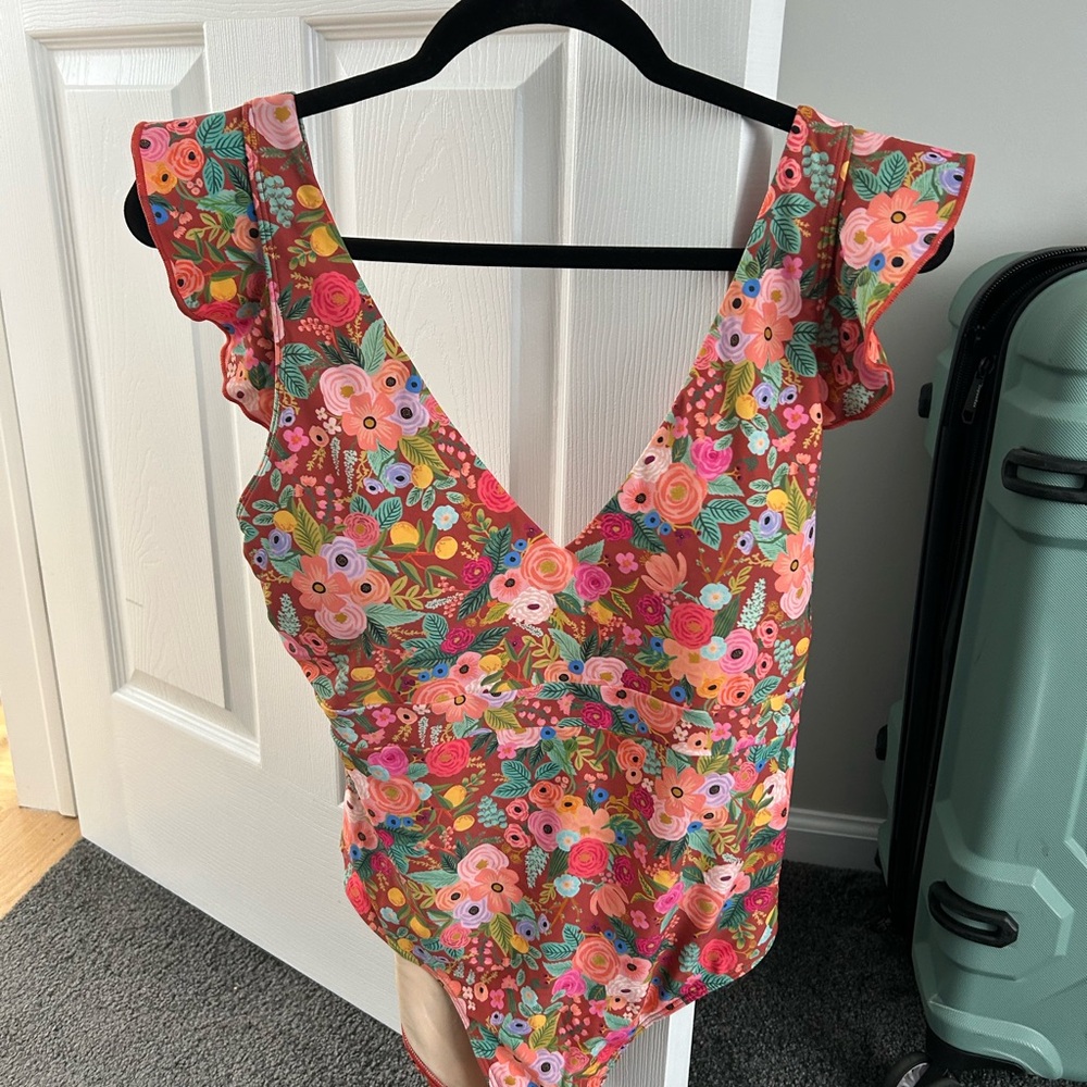 Summersalt Floral One-Piece Swimsuit - Multicolor used once. Very soft, runs big